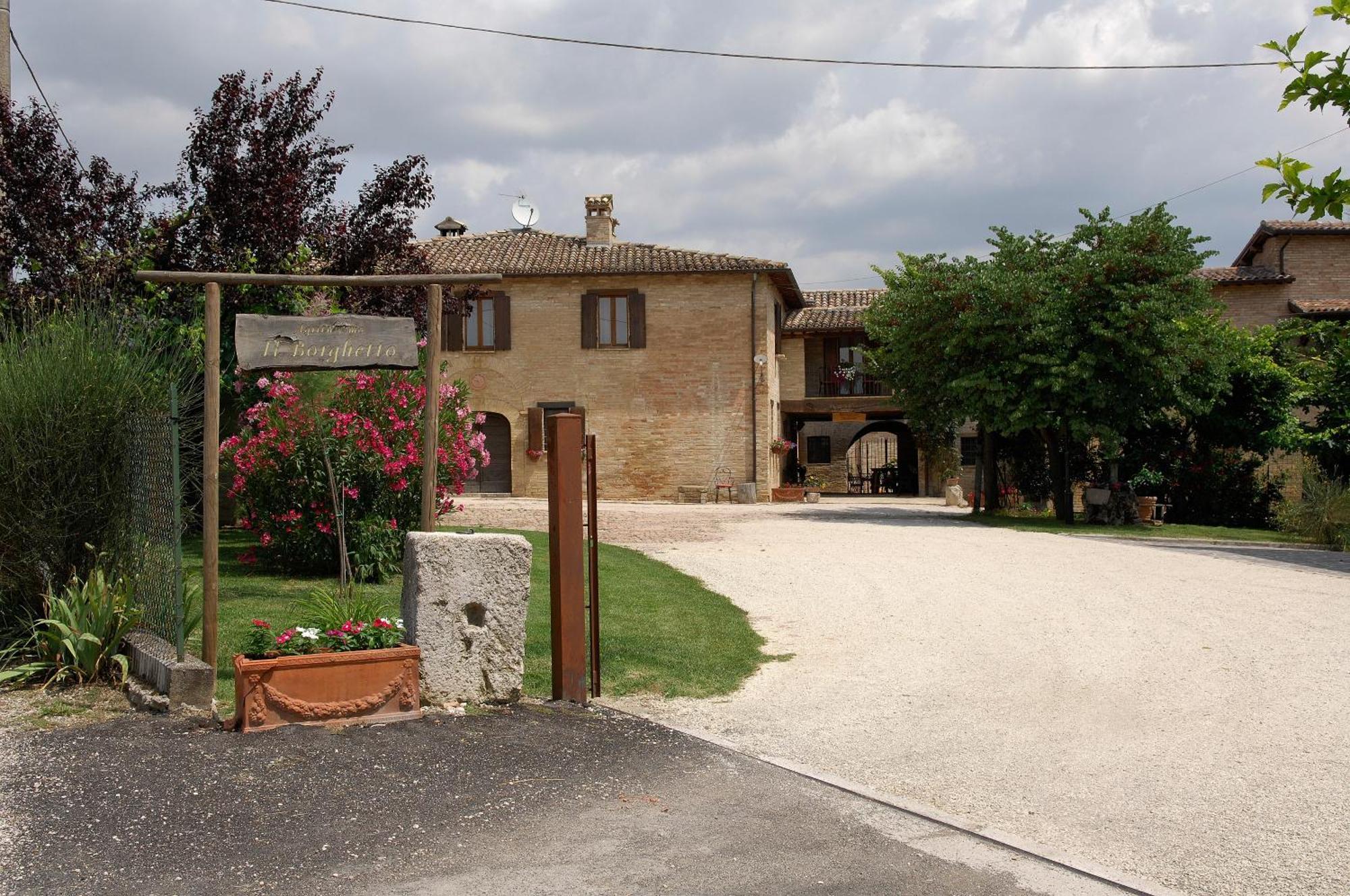 Agriturismo Il Borghetto Montefalco Exterior photo